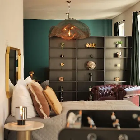 Urban Retreat Loft In The Center Апартаменты