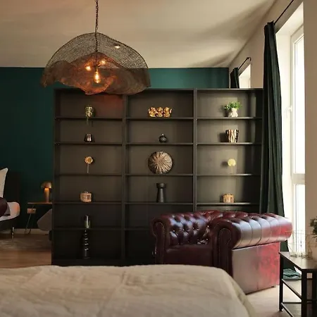 Apartment Urban Retreat Loft In The Center