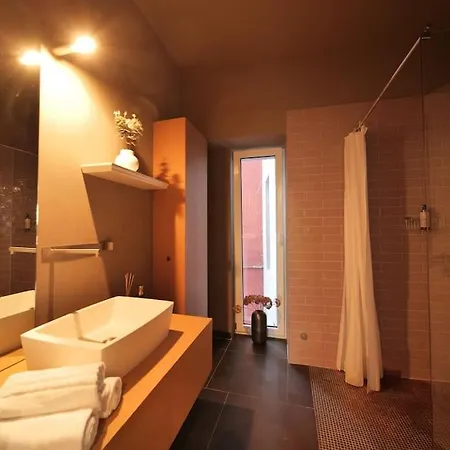 Urban Retreat Loft In The Center شقة *