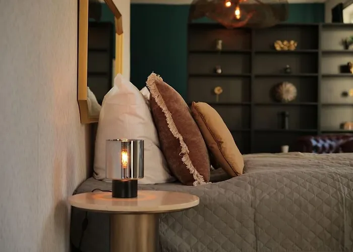 Apartment Urban Retreat Loft In The Center *