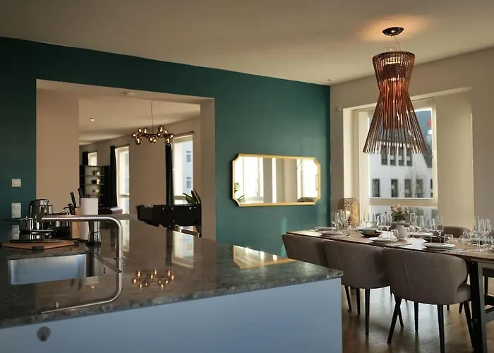 Apartment Urban Retreat Loft In The Center