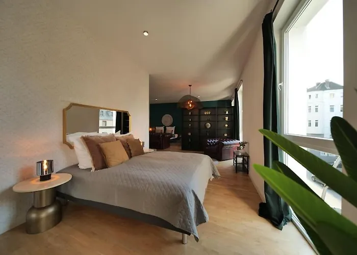 Urban Retreat Loft In The Center Apartment *